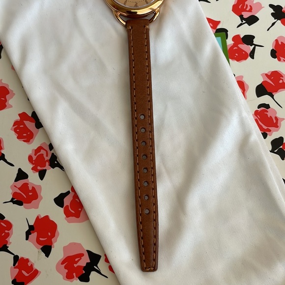 Relic Rose Gold Leather Watch - Picture 4 of 7